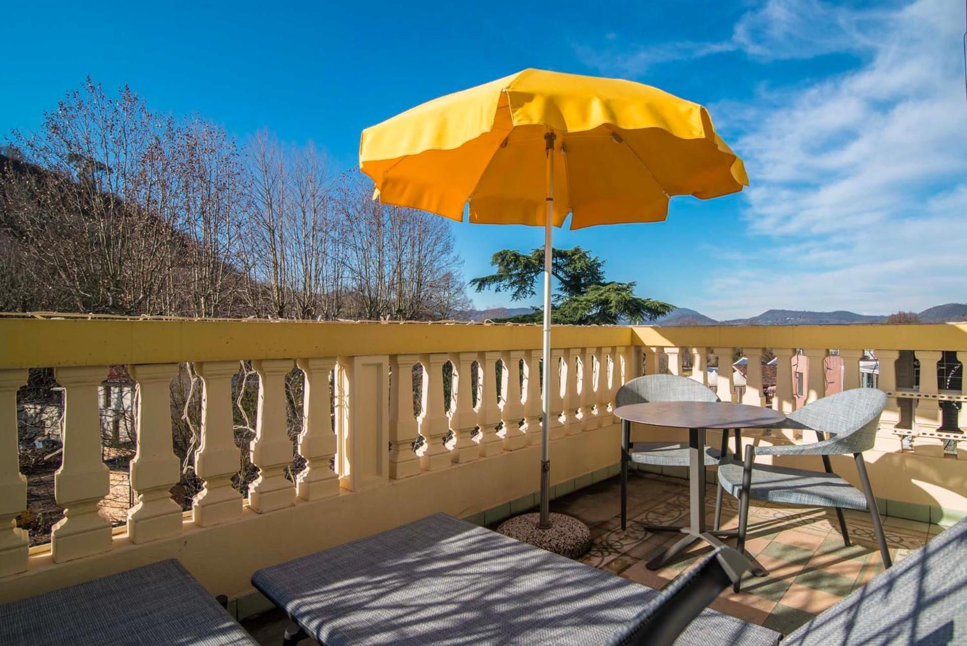 Terme Preistoriche Resort & Spa 蒙特格罗托泰梅 外观 照片